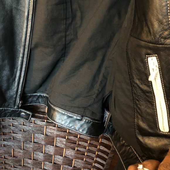 Super cute 100% Leather jacket by Bebe, Medium. - Picture 5 of 11